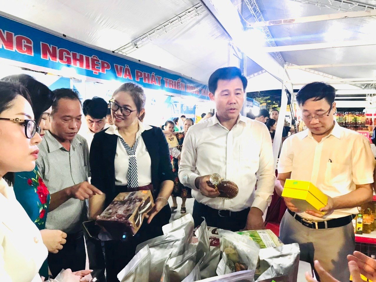 Trung tâm Khuyến công & XTTM tỉnh Bắc Giang tham gia“Sự kiện giới thiệu, quảng bá sản phẩm OCOP...