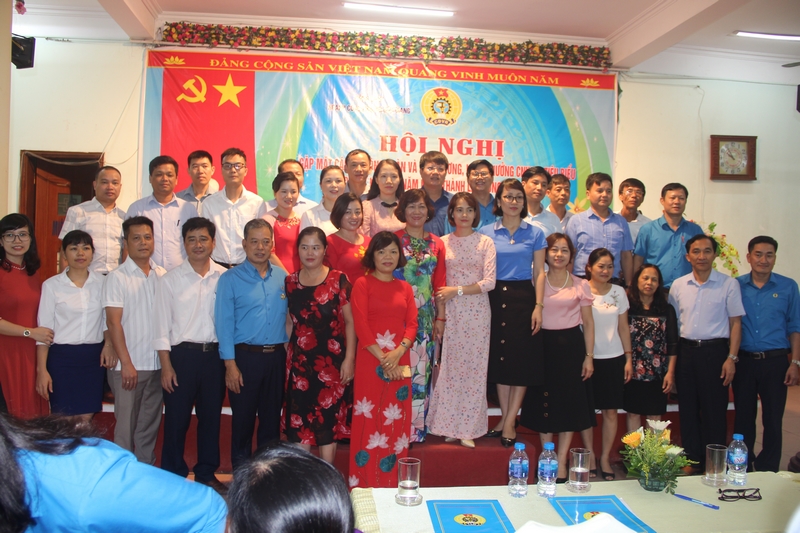 Hội nghị kỉ niệm 90 năm ngày thành lập Công đoàn Việt Nam