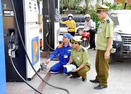 Bộ Công Thương đề nghị tăng cường kiểm tra, xử lý vi phạm trong kinh doanh xăng dầu