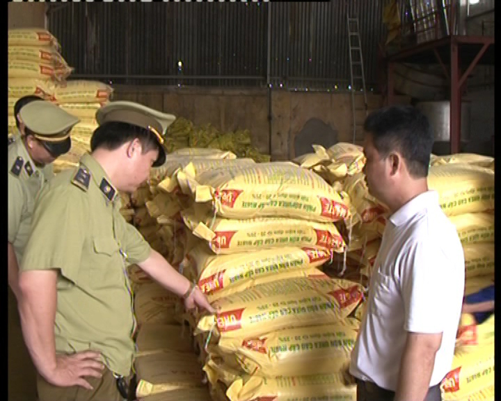 Chi cục Quản lý thị trường Bắc Giang tăng cường công tác quản lý mặt hàng phân bón trên địa bàn tỉnh